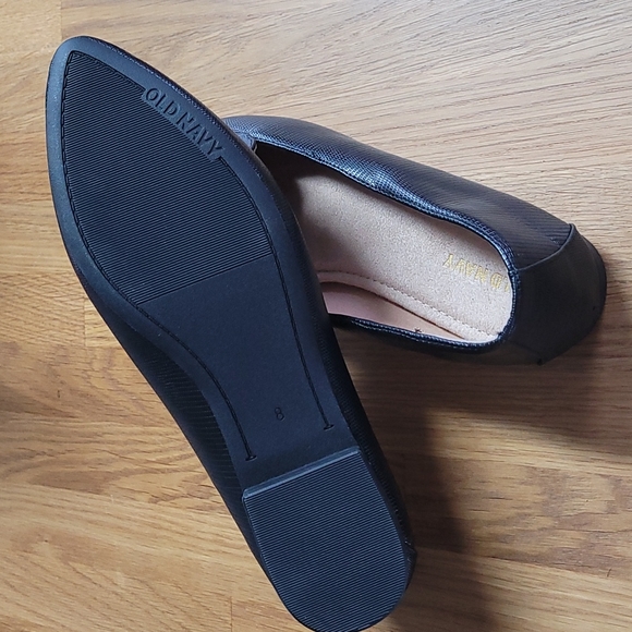 Old Navy Flats - Picture 2 of 2